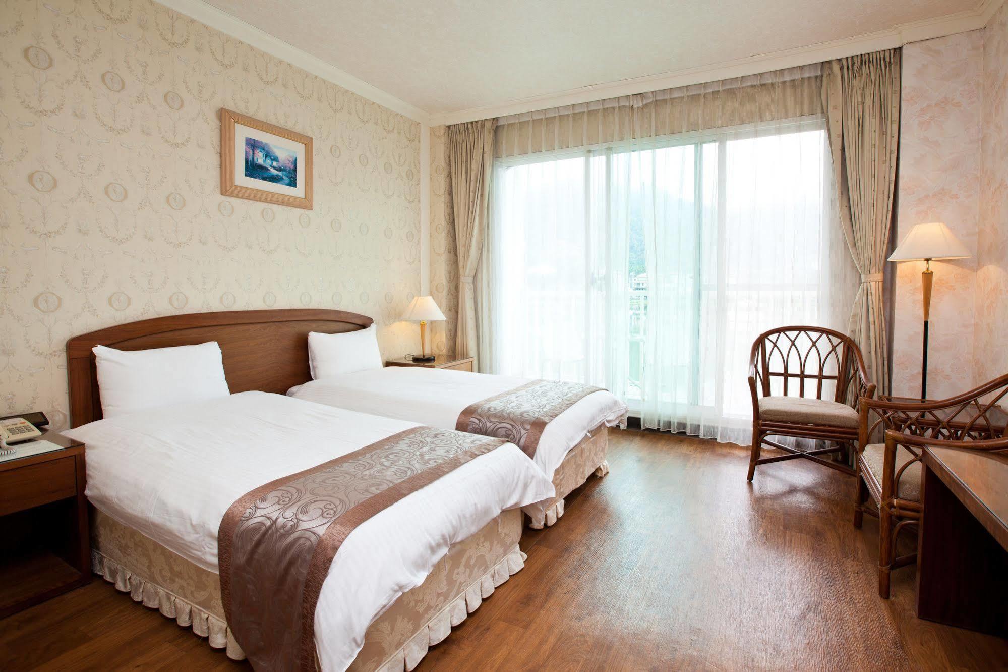Lakeside Resort Nantou Zewnętrze zdjęcie